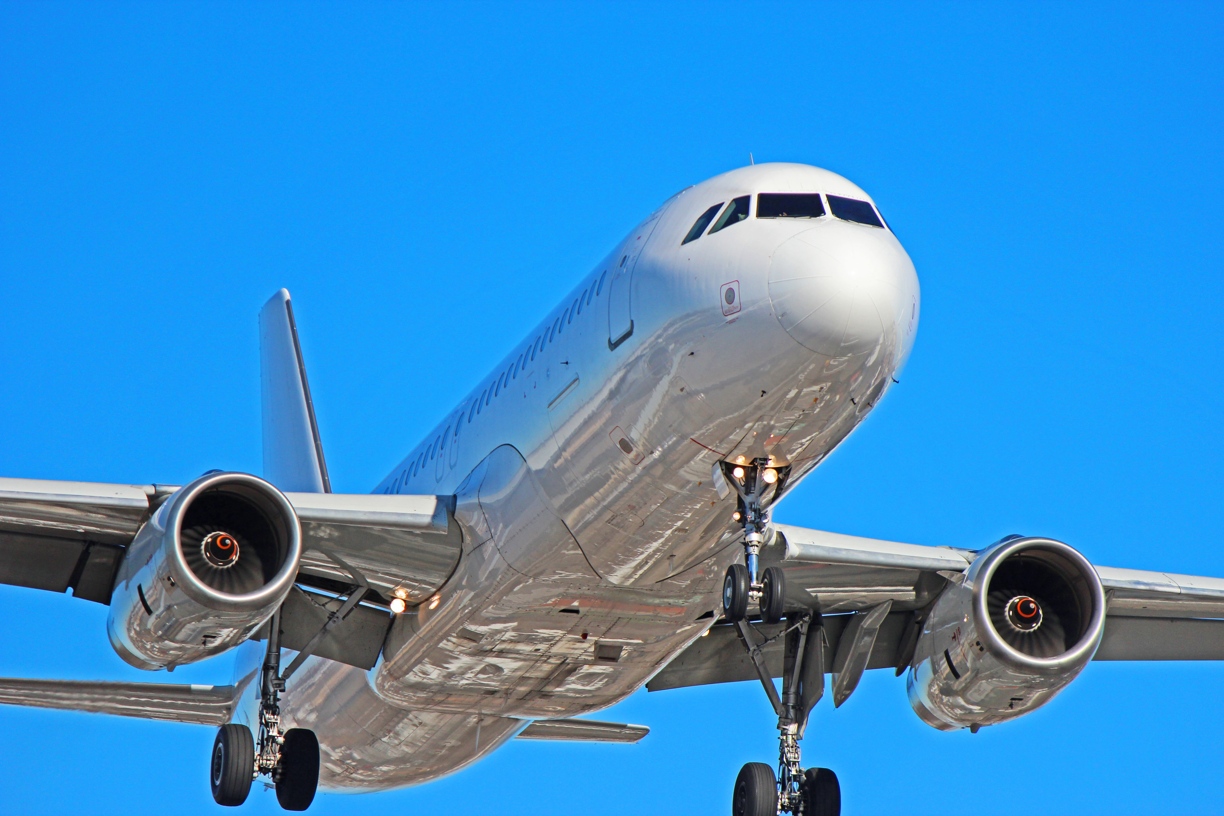 ly-veq cubana airlines airbus a320