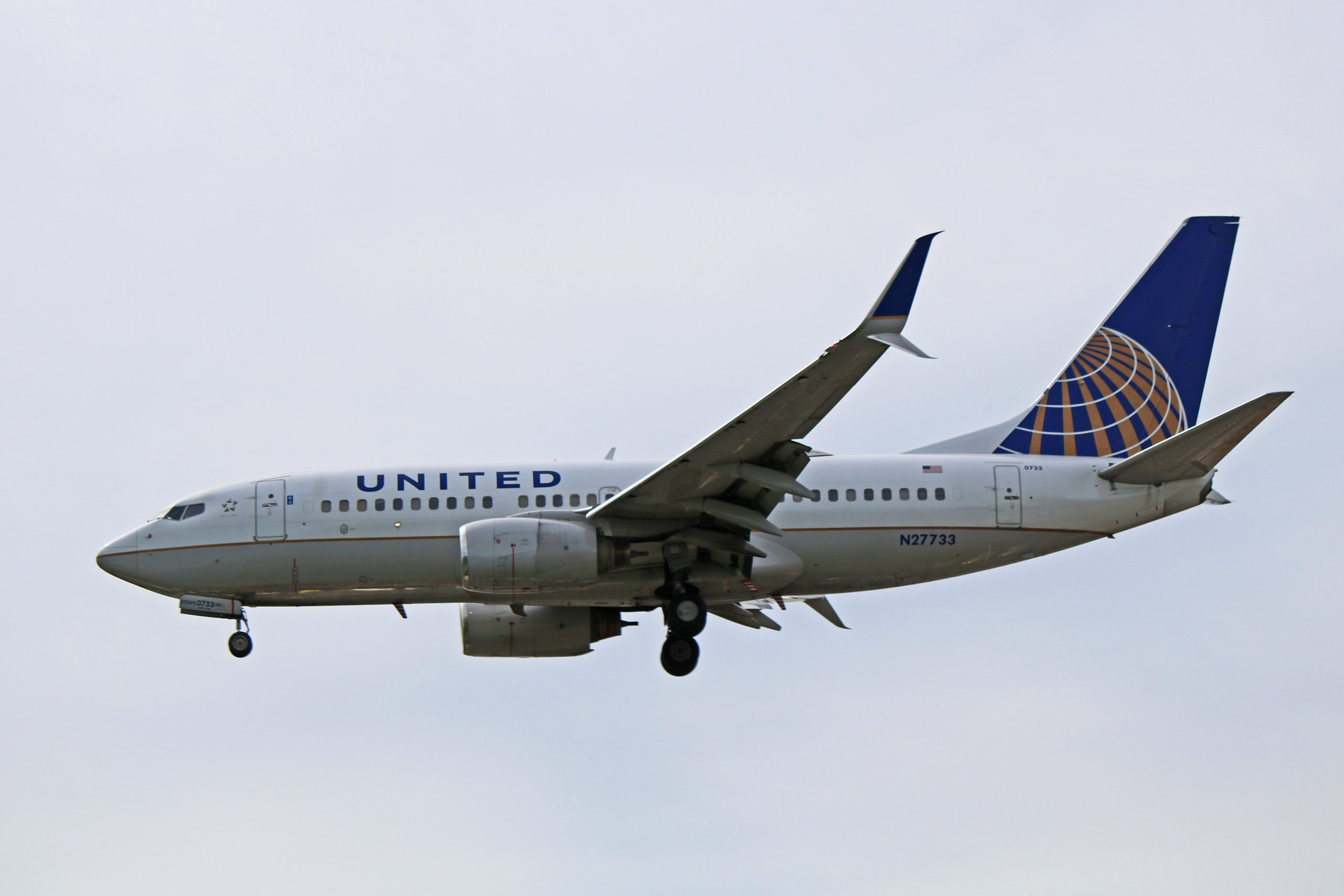 N27733: United Airlines Boeing 737-700 (1st Flew With Continental In '99)