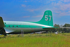 c-fiqm buffalo airways douglas c-54 skymaster