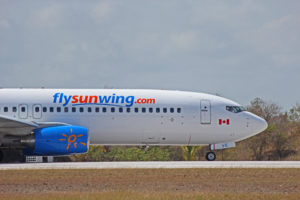c-fjve sunwing airlines boeing 737-800 santa clara cuba snu