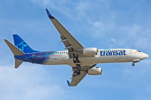 c-gtqj air transat boeing 737-800 toronto yyz