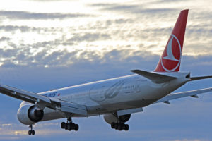 tc-ljh thy turkish airlines boeing 777-300er toronto yyz