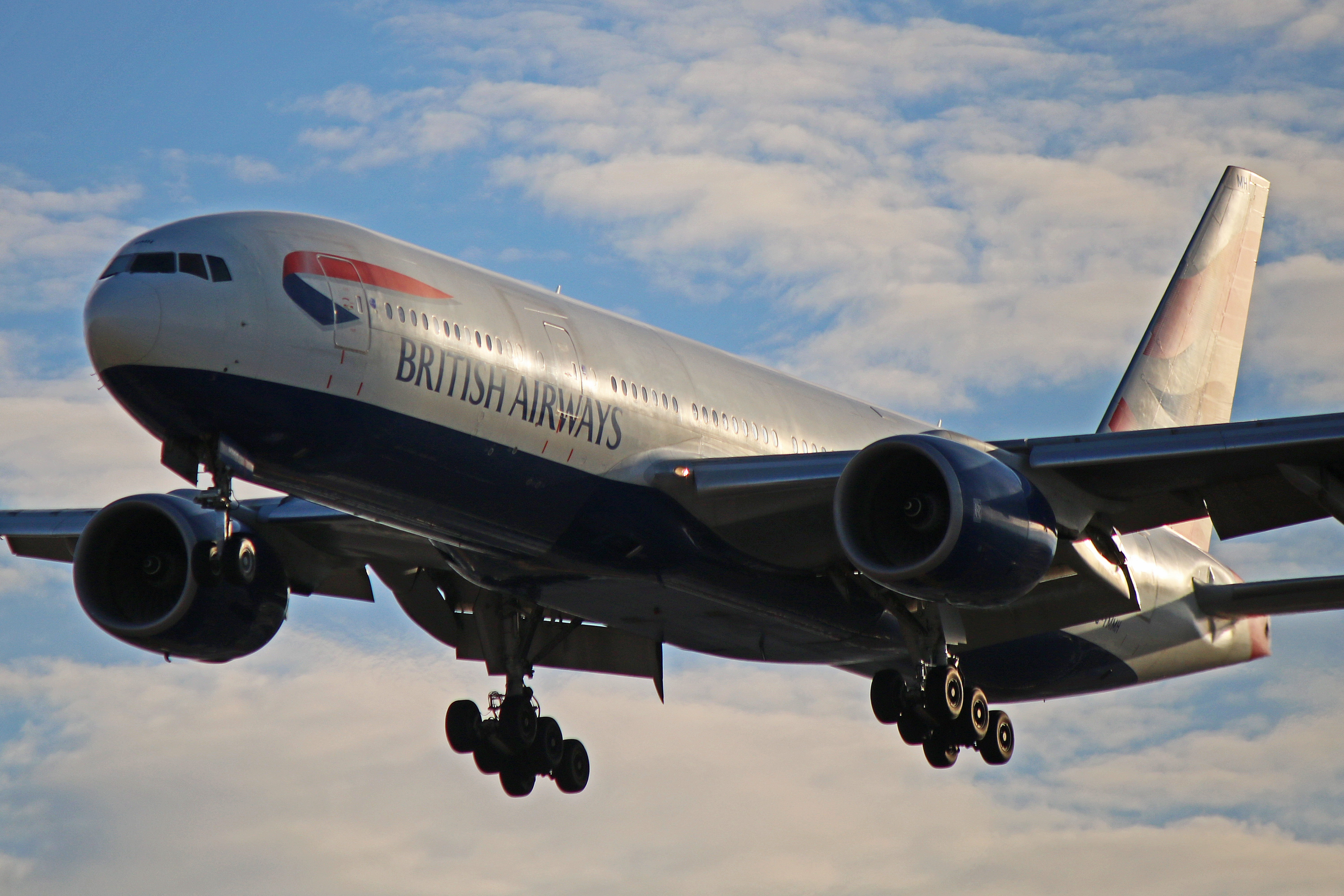 g-ymmh british airways boeing 777-200er toronto pearson yyz