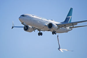 c-fnax westjet boeing 737 max 8 toronto pearson yyz