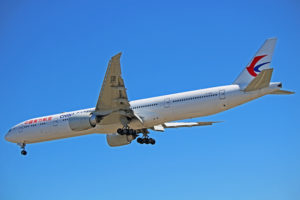 b-7868 china eastern airlines boeing 777-300er toronto pearson yyz