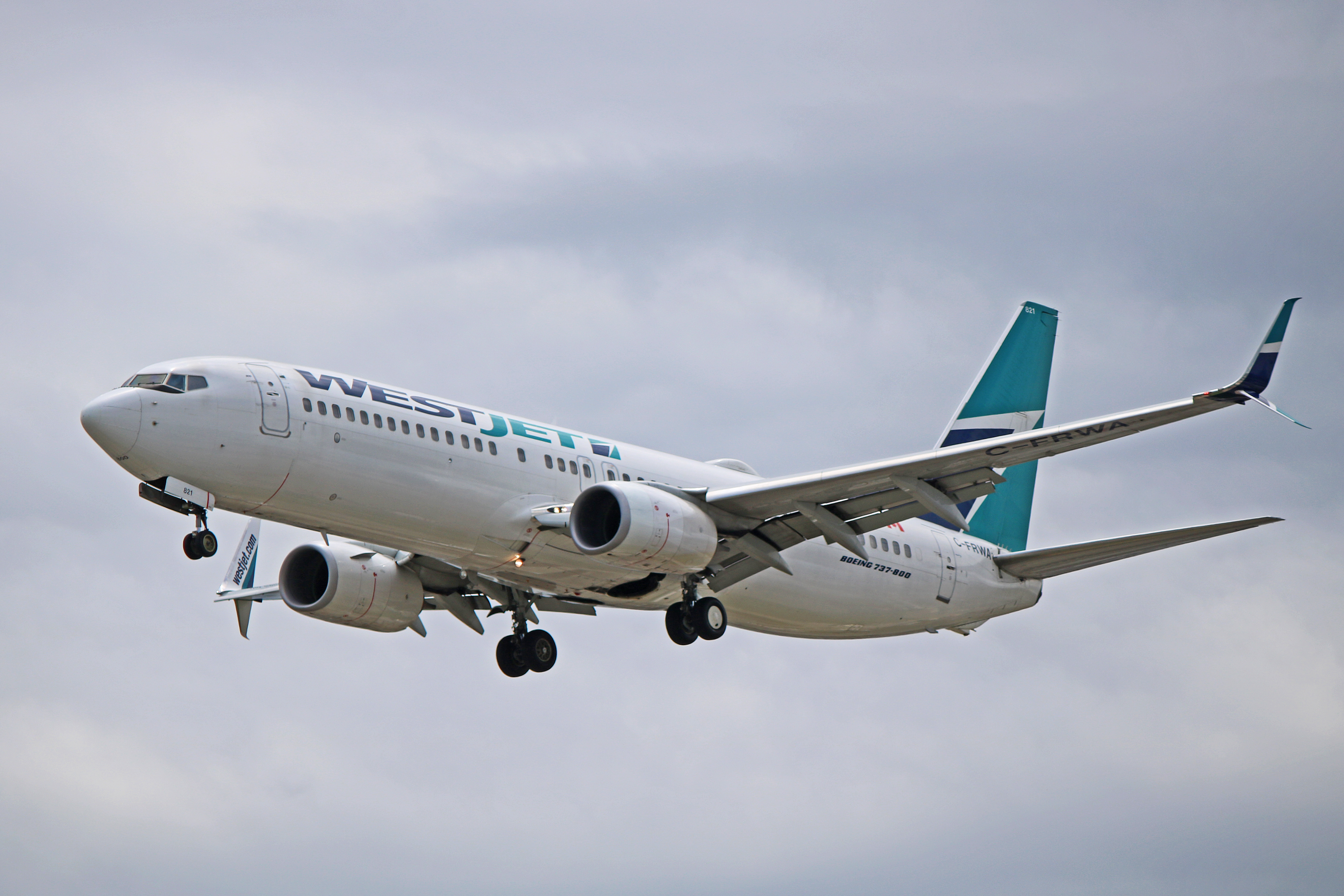 c-frwa westjet boeing 737-800 toronto pearson yyz