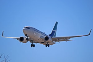 c-fwsv westjet airlines boeing 737-700 toronto pearson yyz
