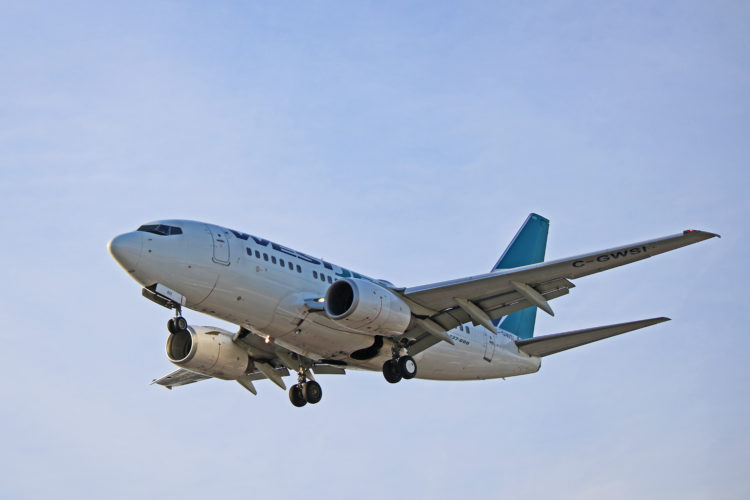 C-GWSI: WestJet Airlines Boeing 737-600 (Flying Since 2005)