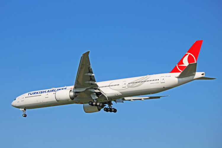 Turkish airlines 777. Boeing 777-300er Северный ветер. Боинг 777 Туркиш Эйрлайнс. Boeing 777-300er Turkish Airlines. B777-300er Туркиш Эйрлайнс.