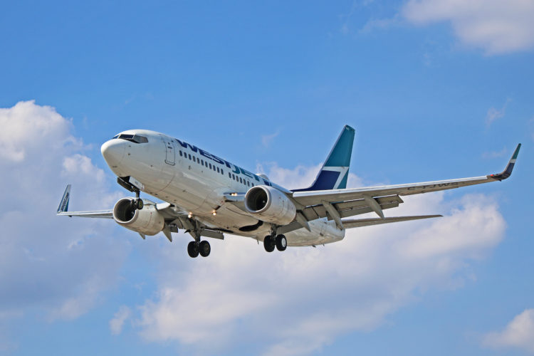 C-FJWS: WestJet Airlines Boeing 737-700 (In Flight Since 2001)