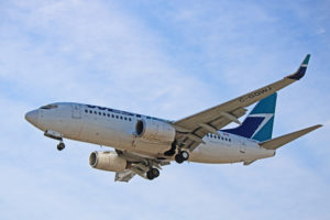 c-gqwj westjet airlines boeing 737-700 toronto pearson yyz