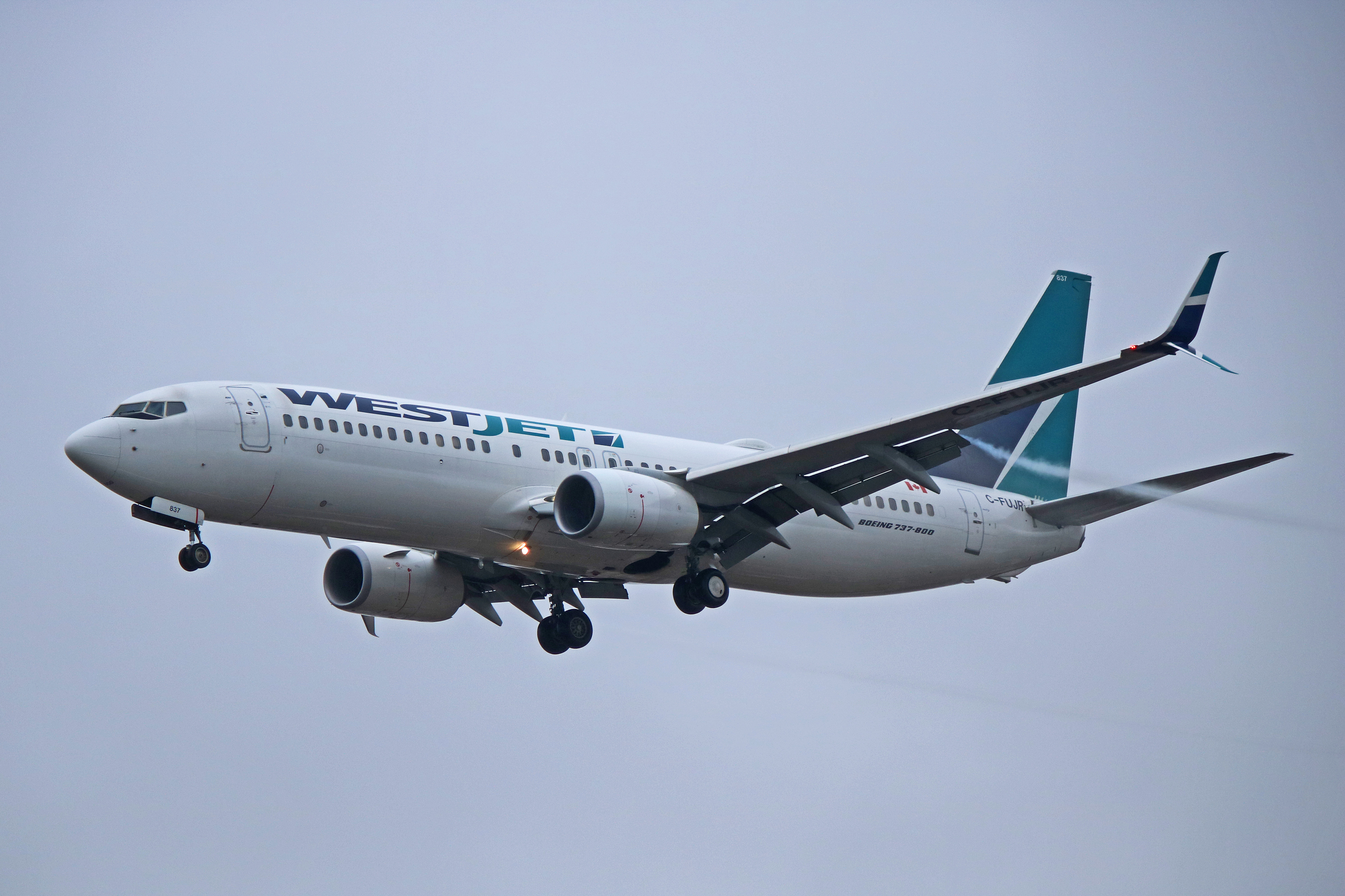 c-fujr westjet airlines boeing 737-800 toronto pearson yyz