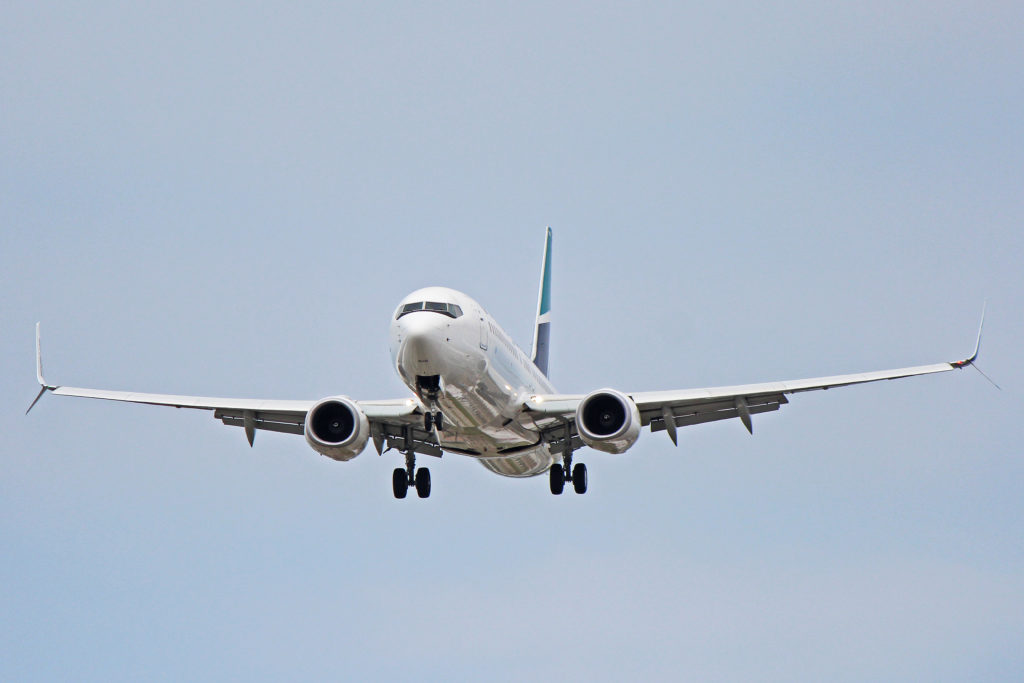 C-FCSX: WestJet Airlines Boeing 737-800 (New In 2014)