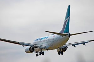 c-fwsx westjet airlines boeing 737-700 toronto pearson yyz