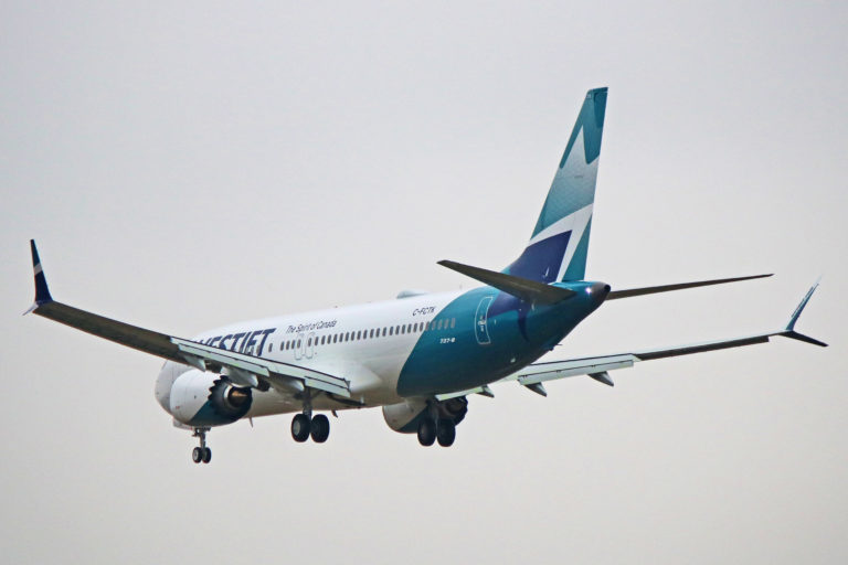 C-FCTK: WestJet Boeing 737 MAX 8 (Brand New Livery)