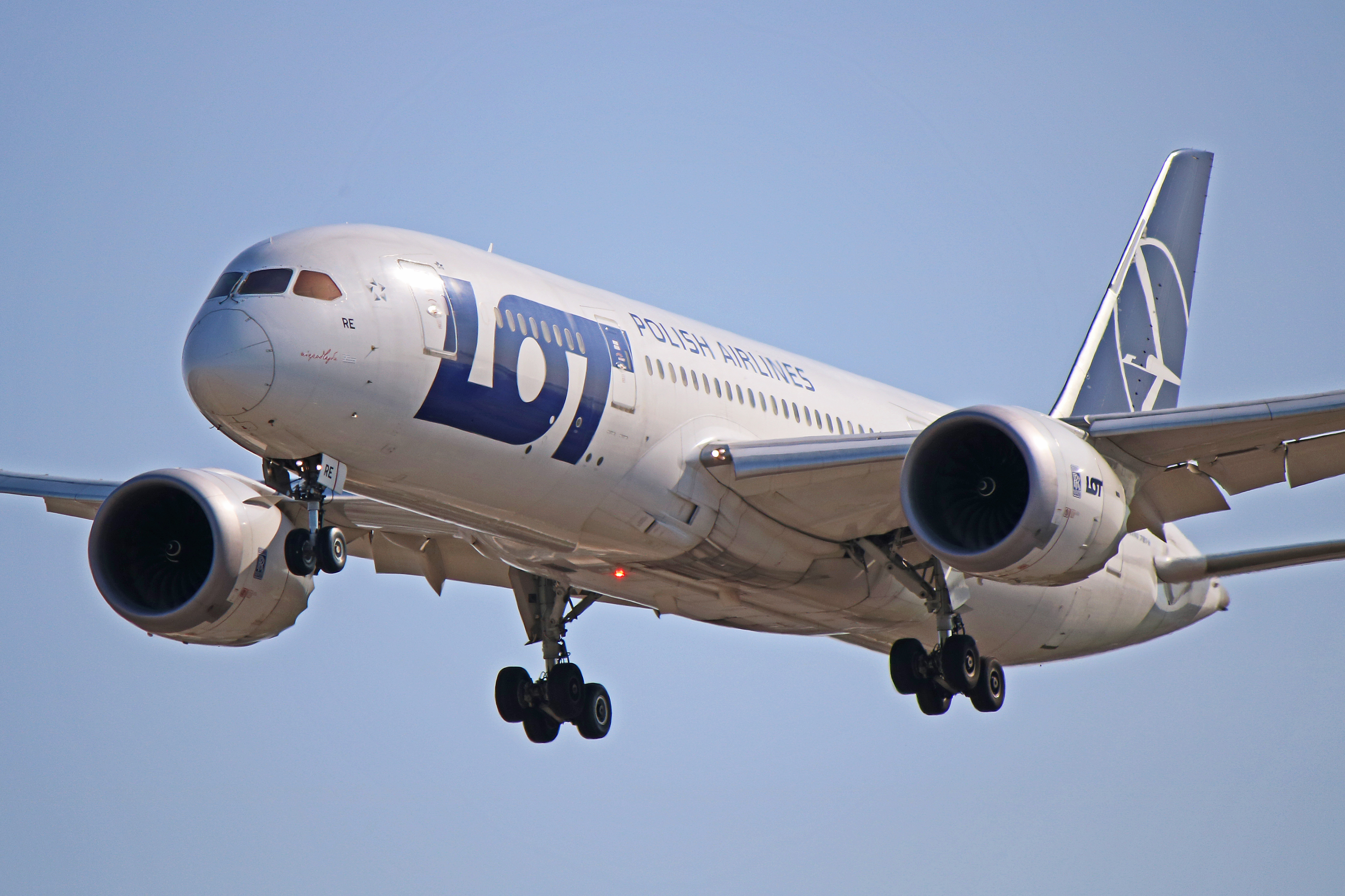 sp-lre lot polish airlines boeing 787-8 dreamliner