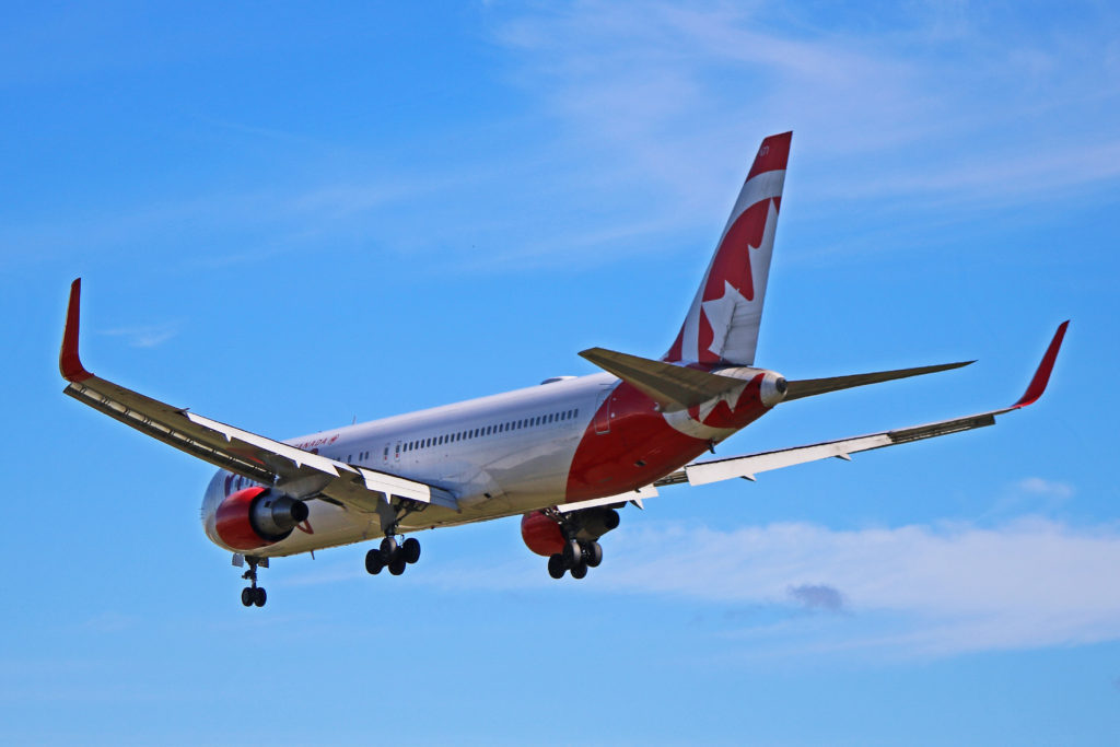 c-fmlz air canada rouge boeing 767-300er