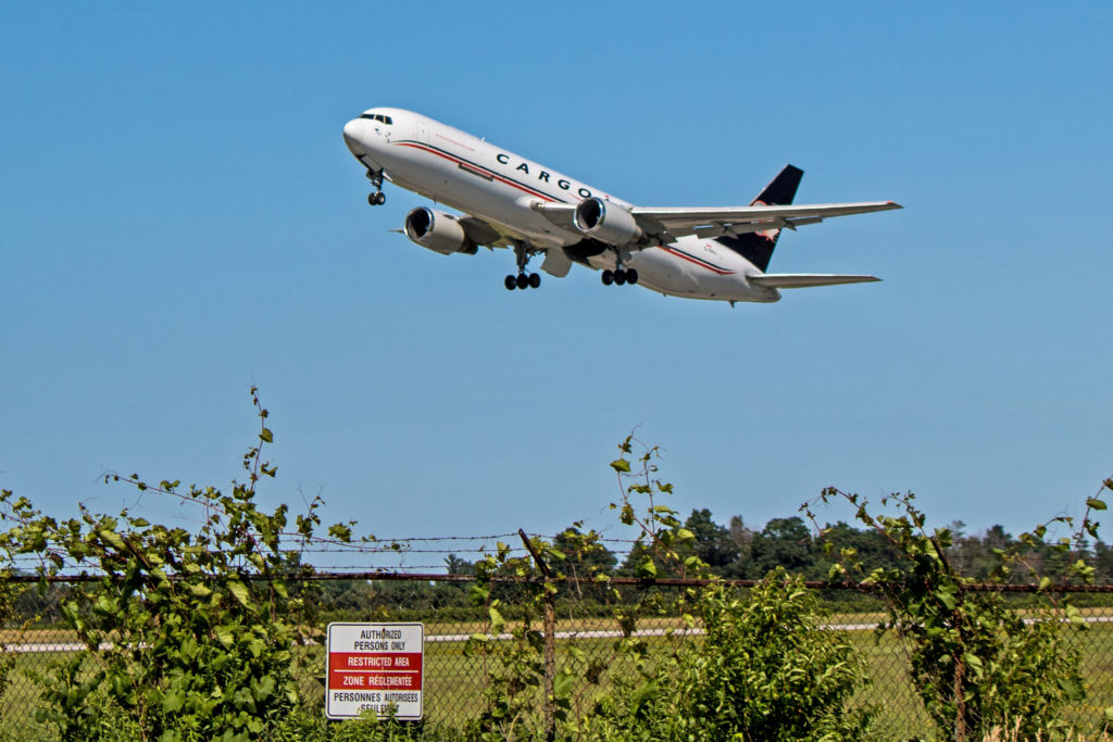 c-gvij cargojet airways boeing 767-300er