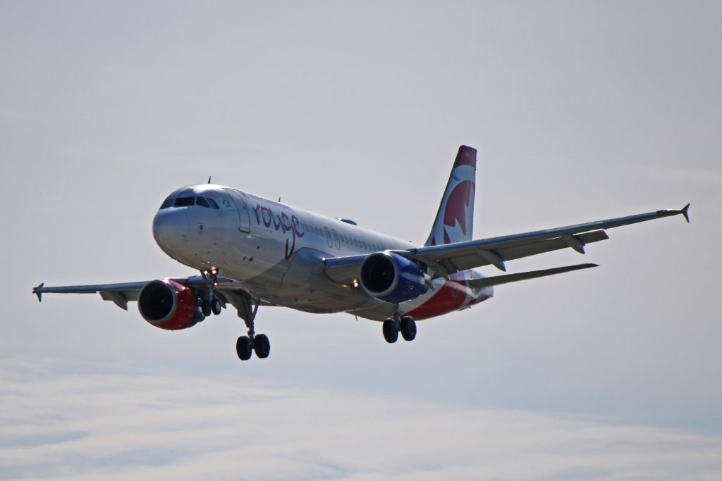 c-gfdu air canada rouge airbus a320-200