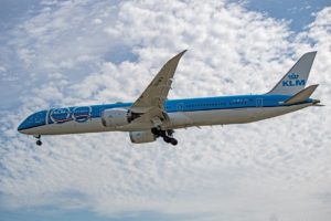 ph-bka klm royal dutch airlines boeing 787-10 dreamliner