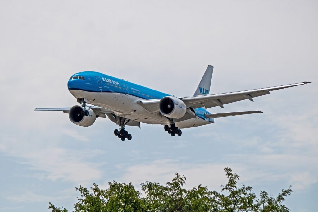 ph-bql klm asia boeing 777-200er royal dutch airlines